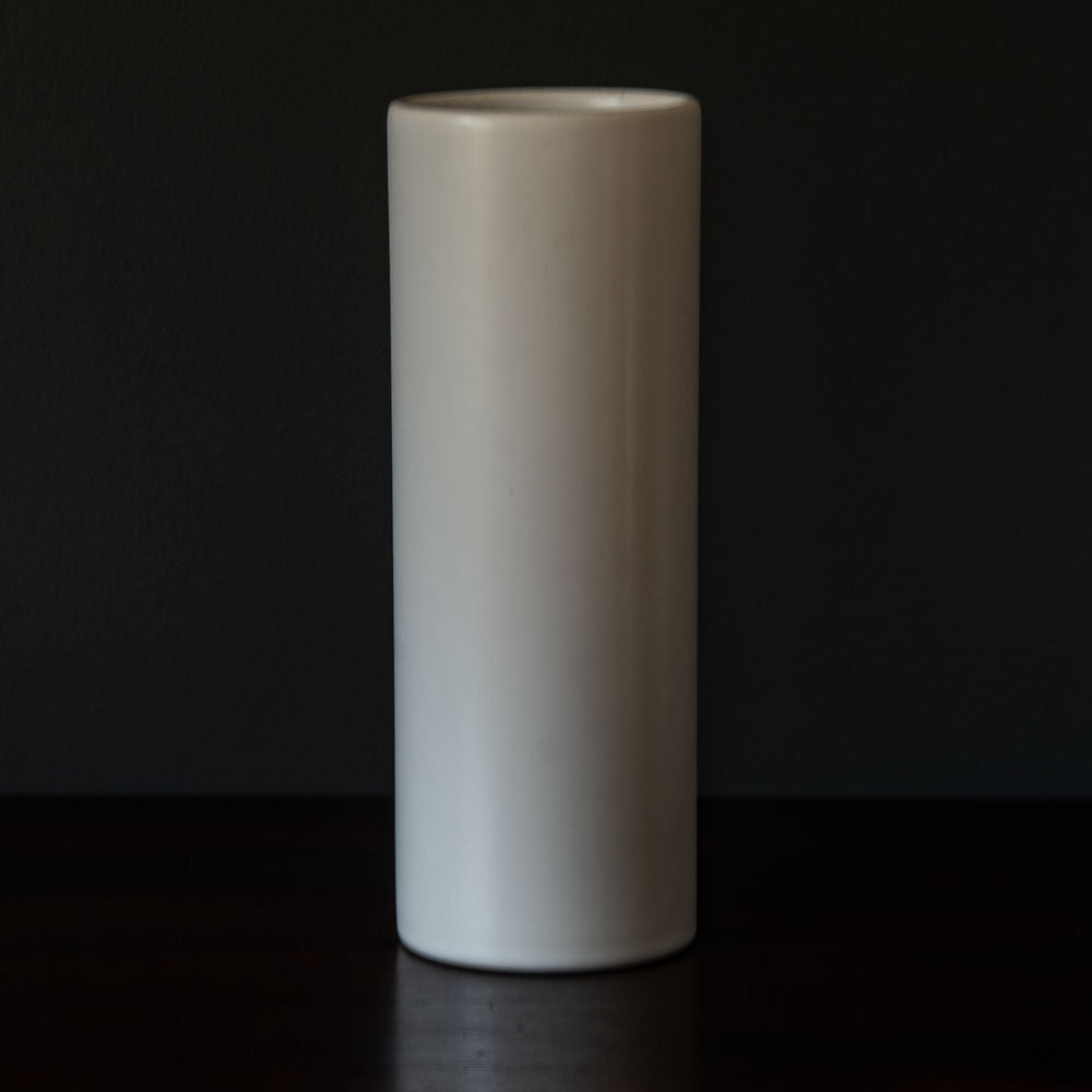 Jan Bontjes van Beek, Germany, stoneware vase with matte white glaze H1040