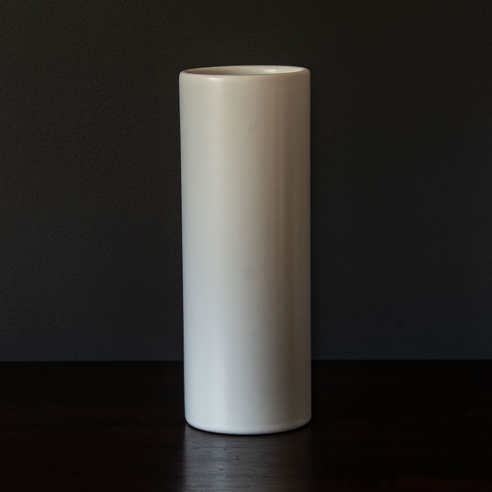 Jan Bontjes van Beek, Germany, stoneware vase with matte white glaze H1040