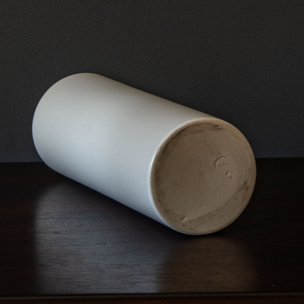 Jan Bontjes van Beek, Germany, stoneware vase with matte white glaze H1040