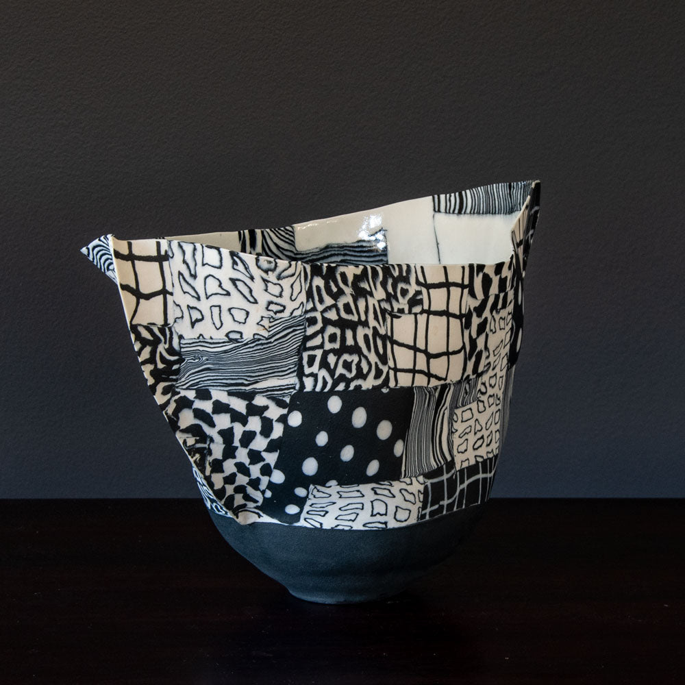 Judith de Vries, the Netherlands, nerikomi style bowl in black and white porcelain H1059