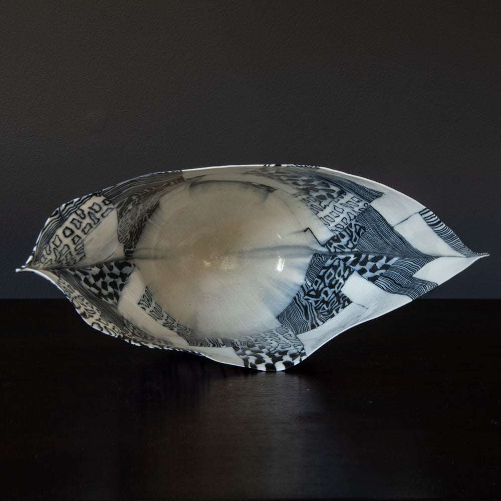 Judith de Vries, the Netherlands, nerikomi style bowl in black and white porcelain H1059