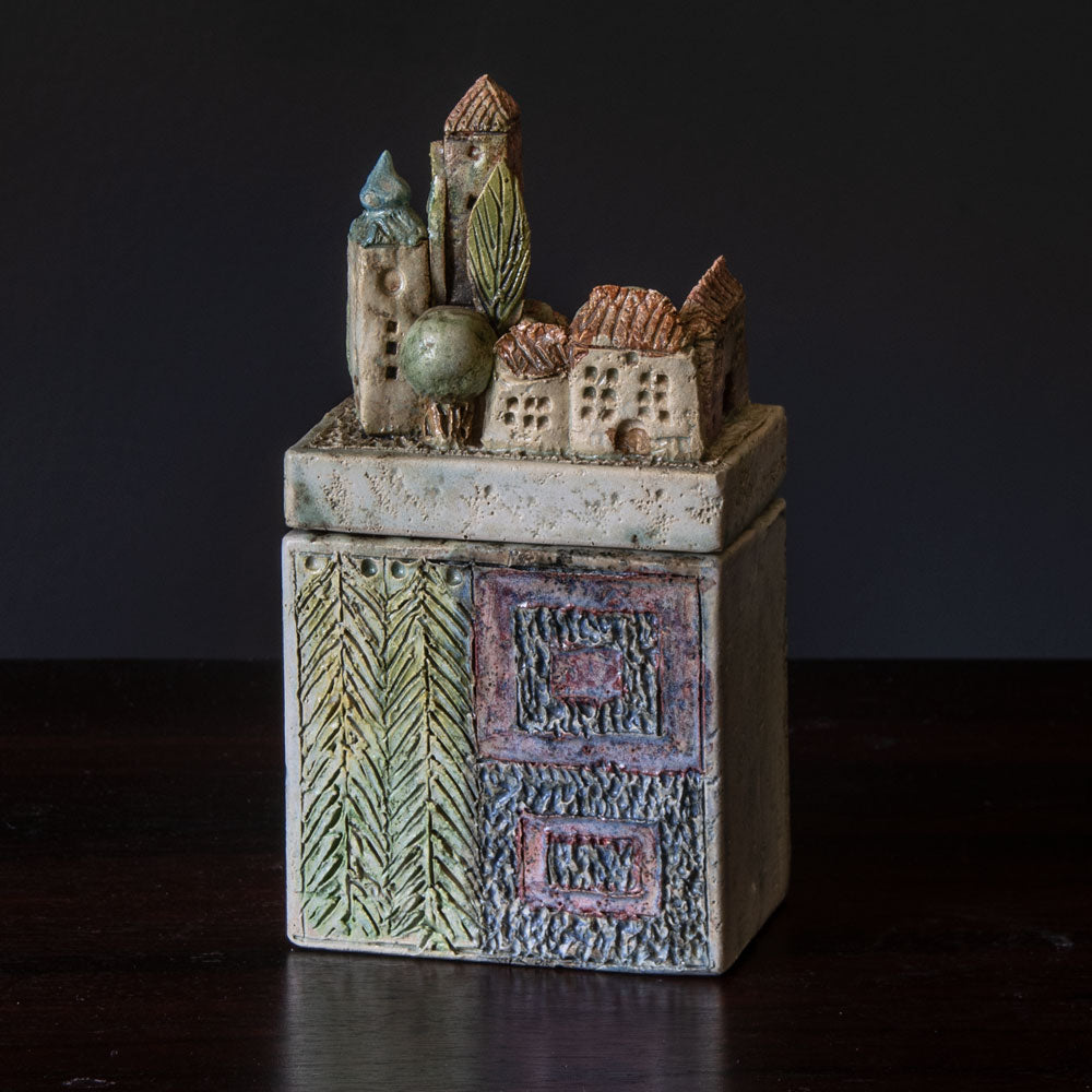 Rien Wensma, own studio, the Netherlands, unique stoneware lidded jar H1036