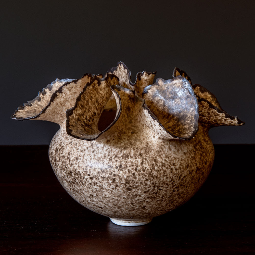 Deirdre Burnett, own studio, frilled sculptural vessel H1206