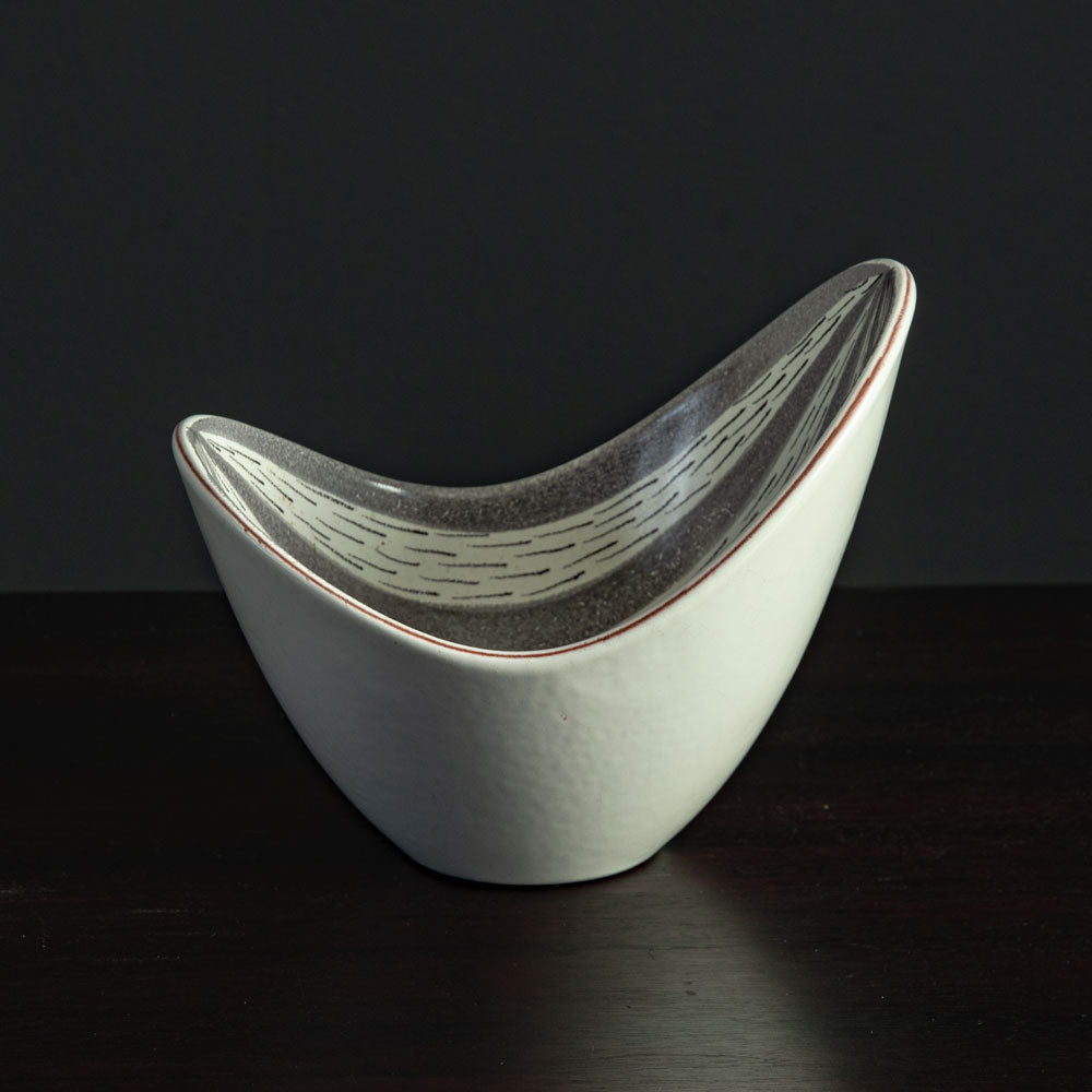 Stig Lindberg for Gustavsberg, Faience bowl with gray and white glaze G9513