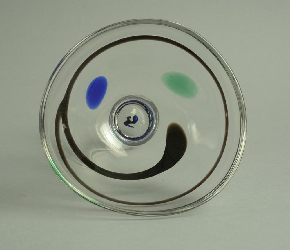 "Abstracta" glass bowl by Vicke Lindstrand for Kosta F1510 - Freeforms