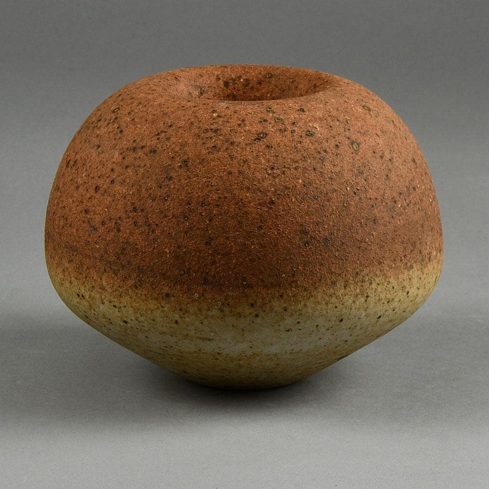 Antje Wiewinner, Germany, unique stoneware sculptural vessel F8046