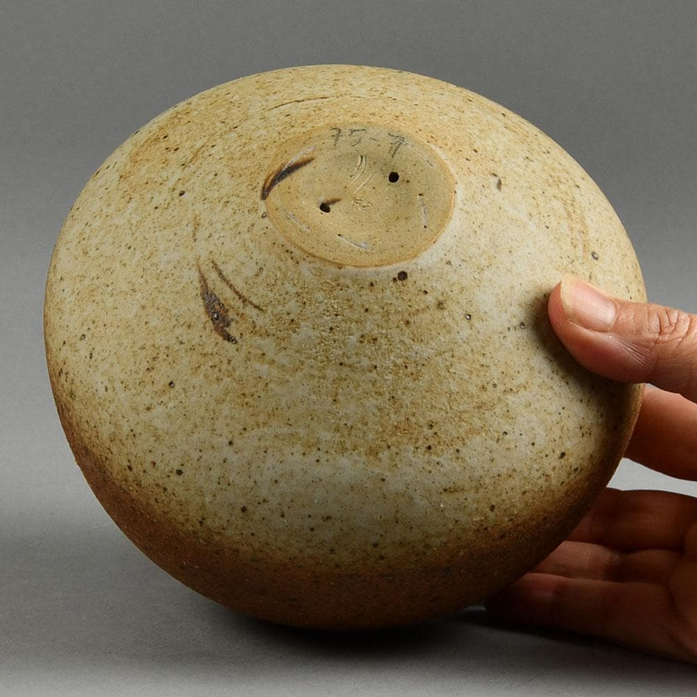Antje Wiewinner, Germany, unique stoneware sculptural vessel F8046