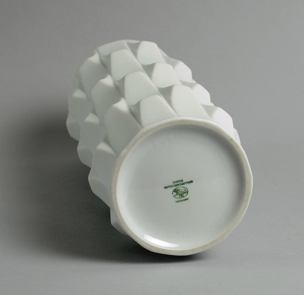 "Archais" porcelain vase by Heinrich Fuchs for Hutschenreuther B3140 - Freeforms