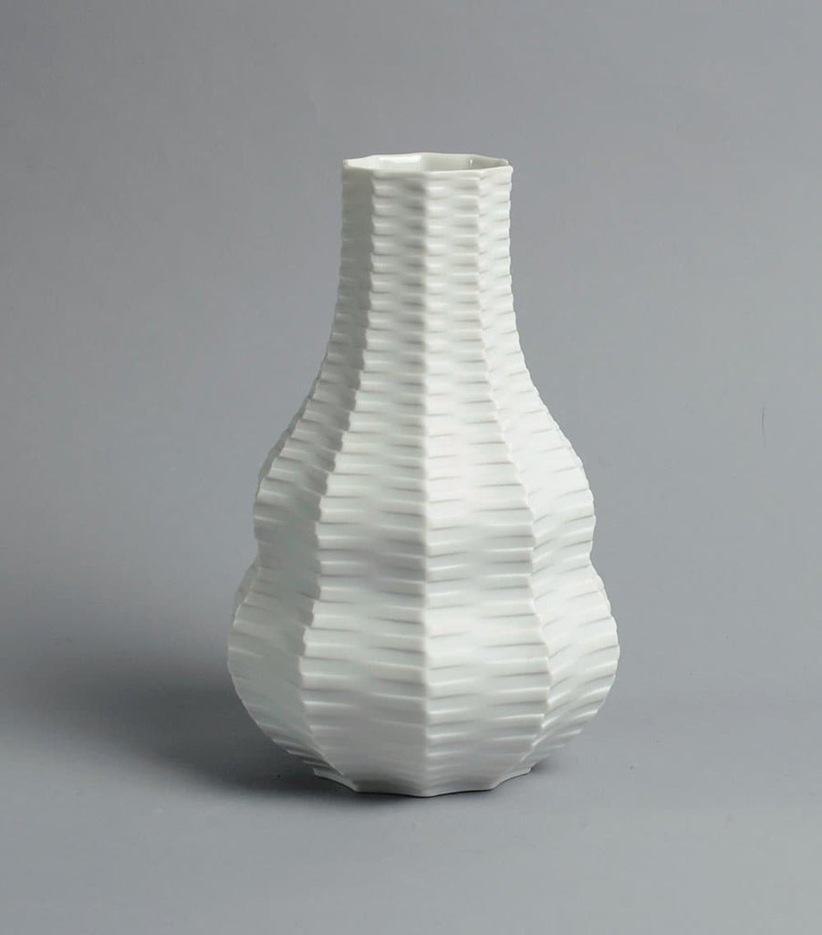 "Archais" porcelain vase by Heinrich Fuchs for Hutschenreuther, Germany B3147, B3145 - Freeforms