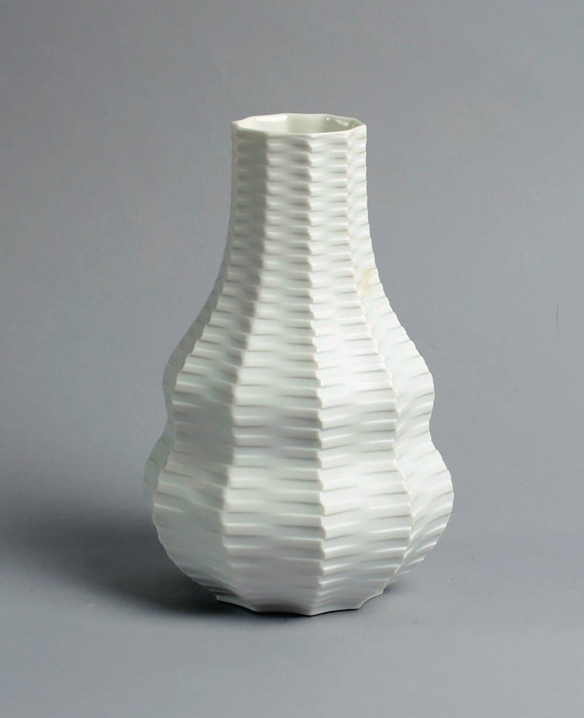 "Archais" porcelain vase by Heinrich Fuchs for Hutschenreuther, Germany B3147, B3145 - Freeforms