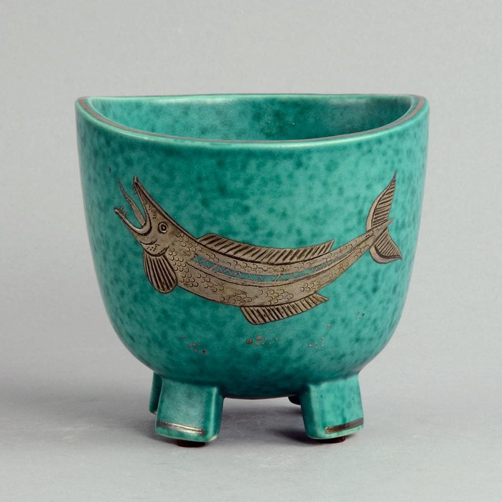 "Argenta" footed vase by Wilhelm Kage N5543 - Freeforms