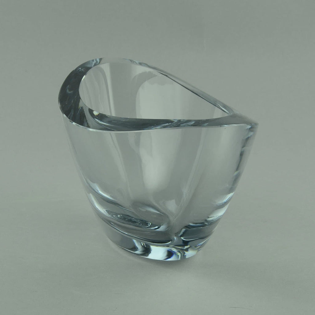 Asta Stromberg for Strombergshyttan clear glass bowl N7054 - Freeforms