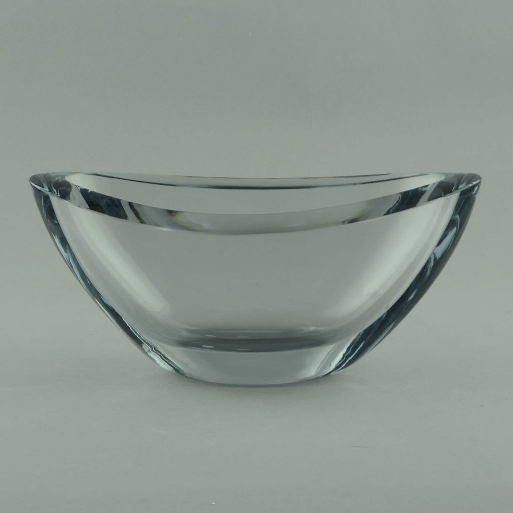 Asta Stromberg for Strombergshyttan clear glass bowl N7054 - Freeforms