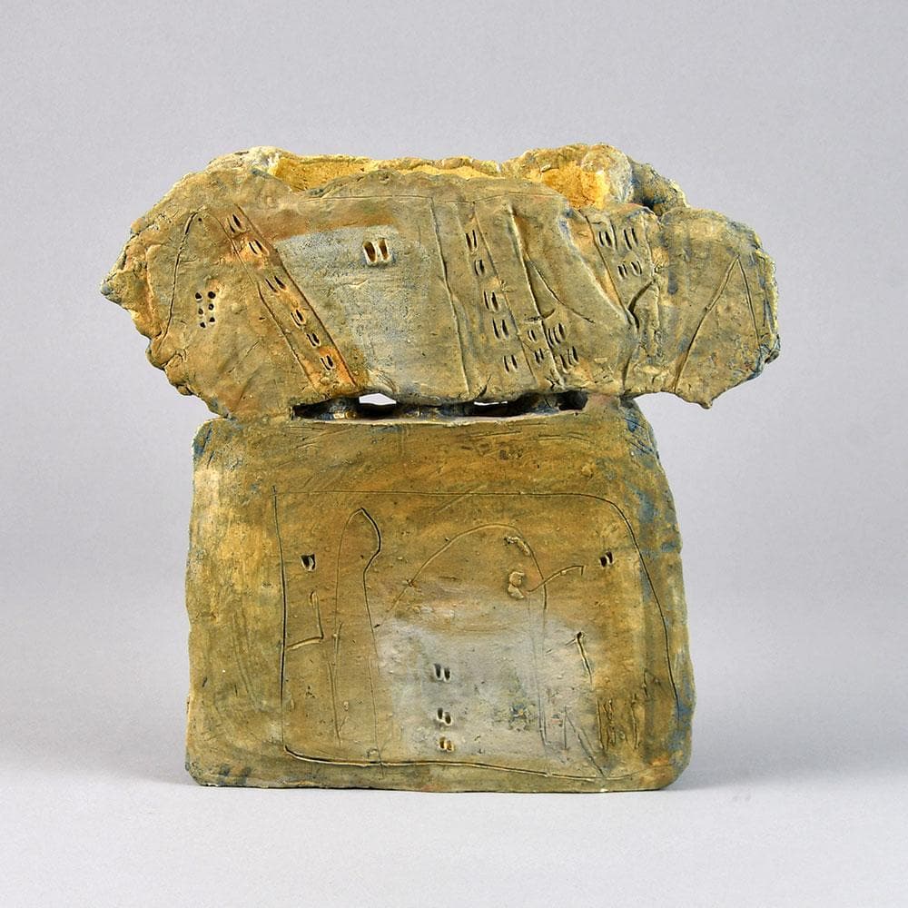 Azade Köker, own studio, Turkey, unique stoneware sculpture F8144 - Freeforms