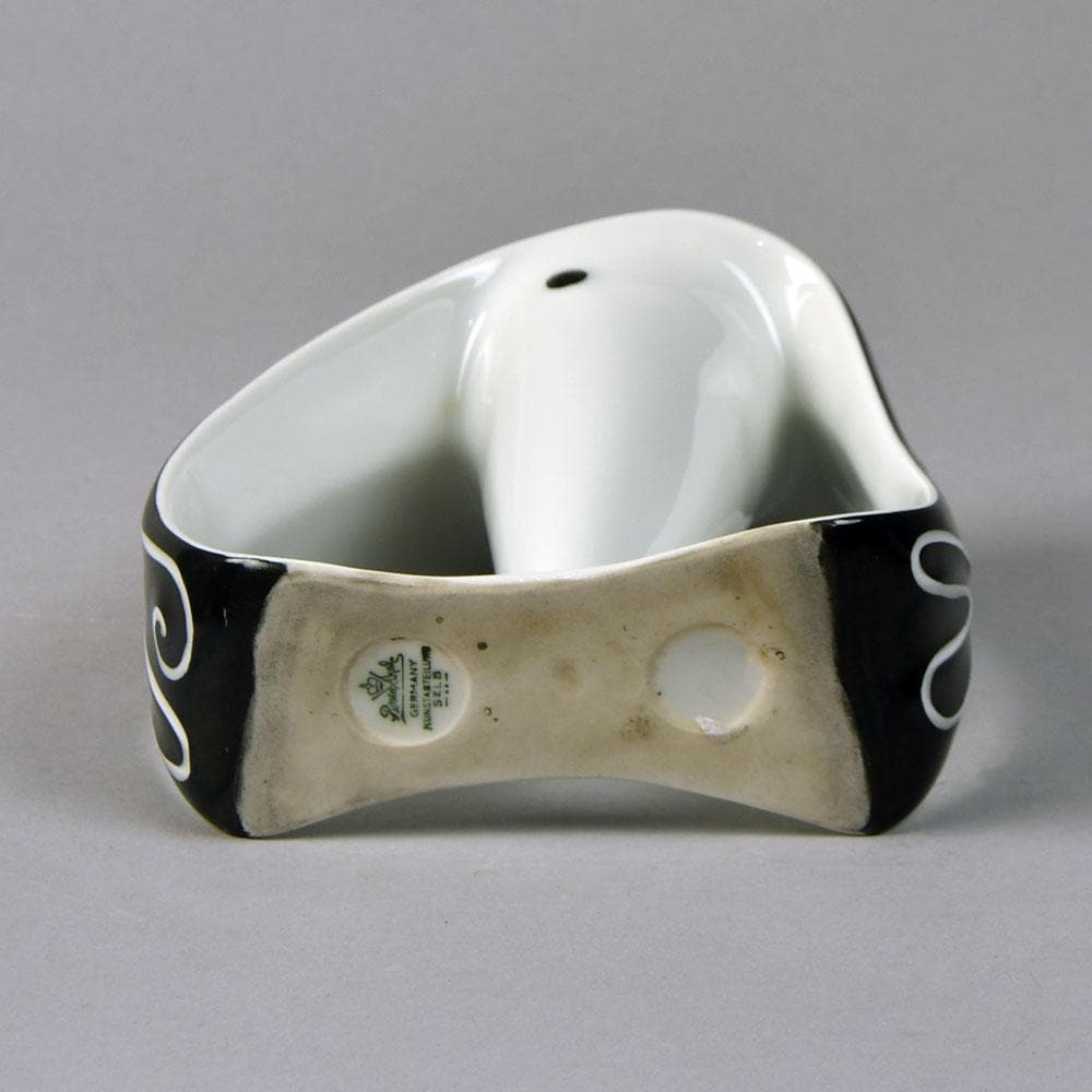 Beate Kuhn for Rosenthal black and white porcelain vase G9132 - Freeforms