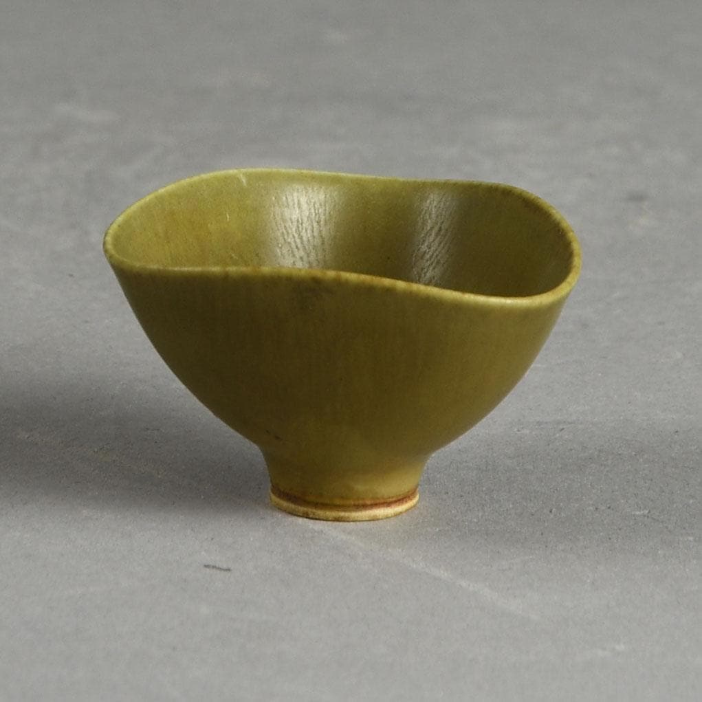 Berndt Friberg for Gustavsberg miniature bowl with pale yellow gray haresfur glaze E7113 - Freeforms
