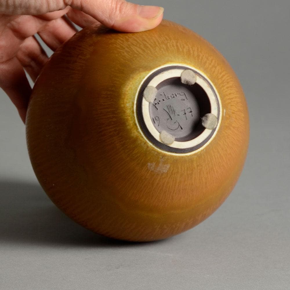 Berndt Friberg for Gustavsberg, vase with golden brown haresfur glaze D6308 - Freeforms