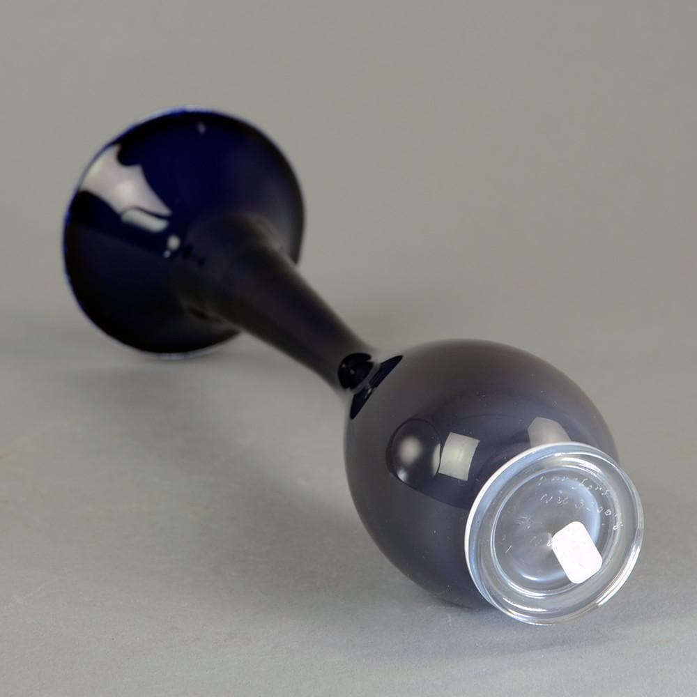 Blue and red "Expo" vase by Nils Landberg for Orrefors N6021 - Freeforms