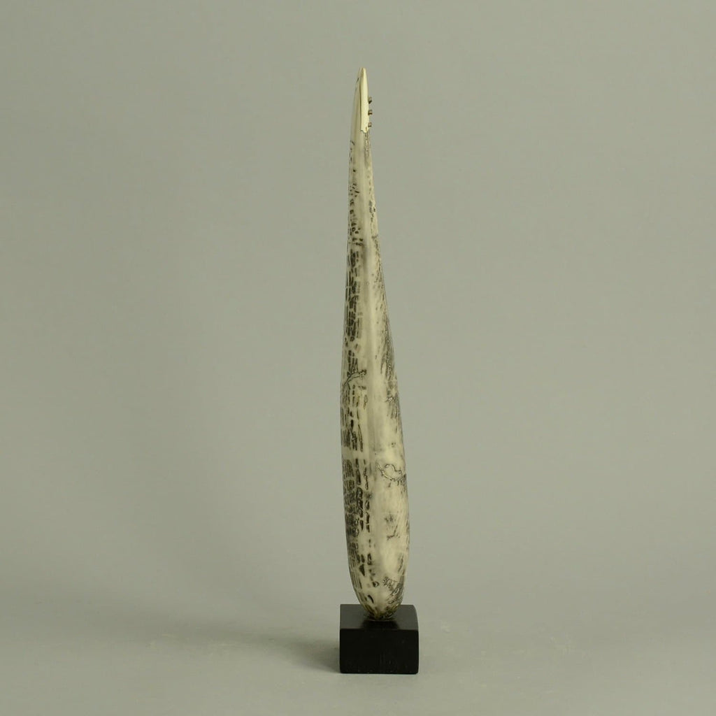 "Bow form" stoneware sculpture by Peter Hayes C5201 - Freeforms