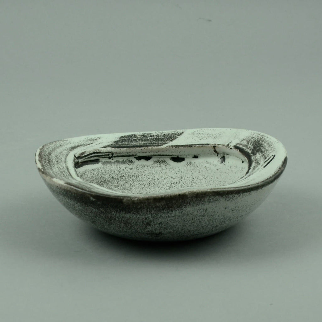 Bowl by Nils Kähler for Herman A. Kähler Keramik B3262 - Freeforms