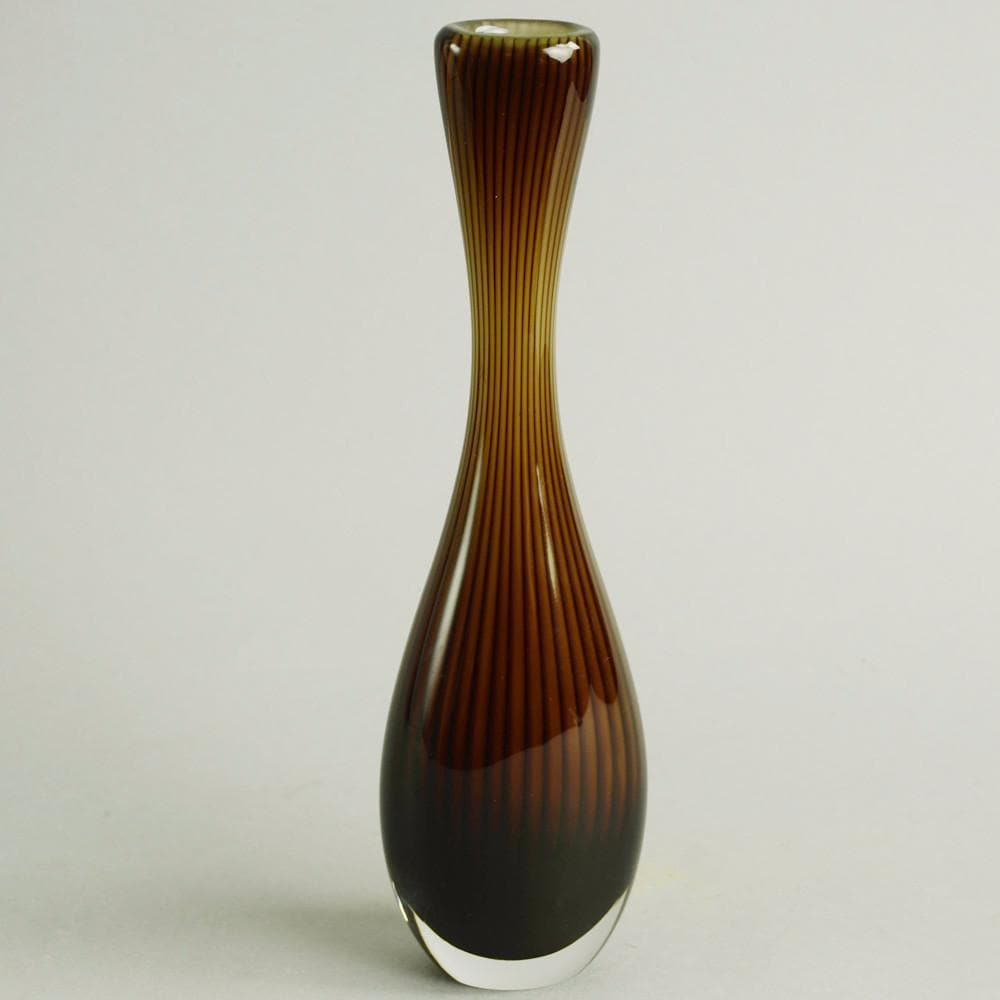 Brown glass "Colora" vase by Vicke Lindstrand for Kosta N7815 - Freeforms
