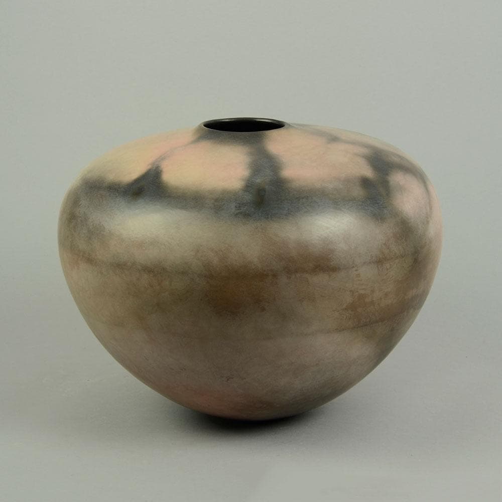 Burnished vase by Gabrielle Koch C5252 - Freeforms