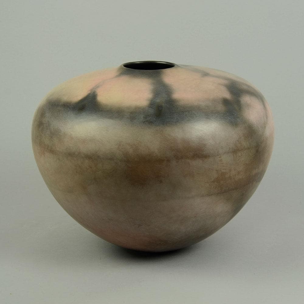 Burnished vase by Gabrielle Koch C5252 - Freeforms