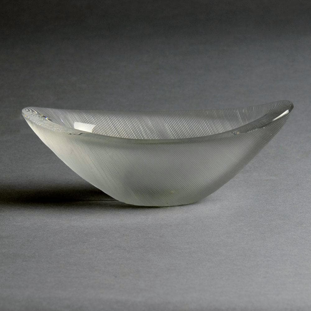 Comb cut bowl by Tapio Wirkkala for Iittala D6352 - Freeforms