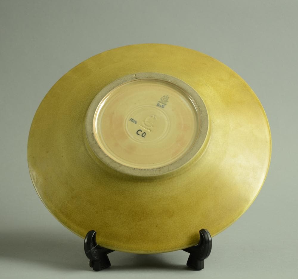 Dish by Cathinka Olsen for Bing & Grondahl N2364 - Freeforms