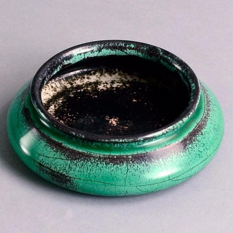 Dish by Svend Hammershøi for Kähler Keramik N8694 - Freeforms