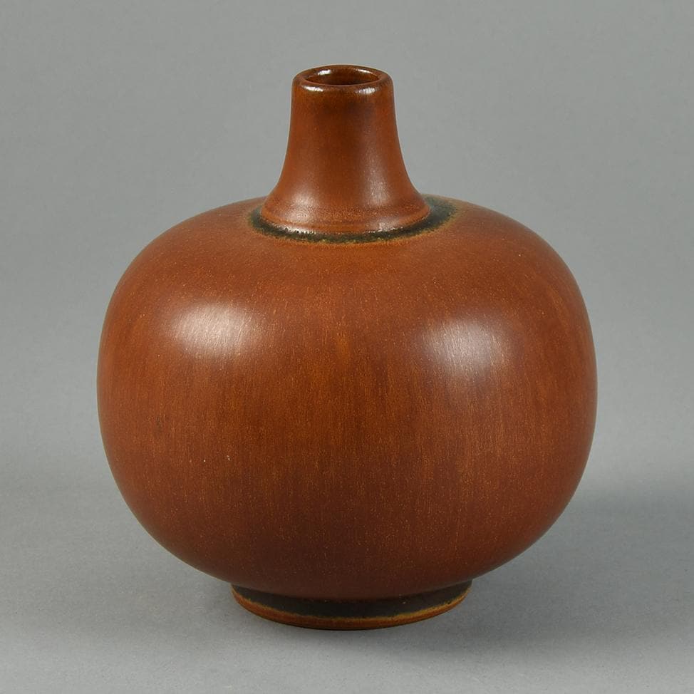 Erich and Ingrid Triller for Tobo, stoneware vase with reddish brown glaze G9245 - Freeforms