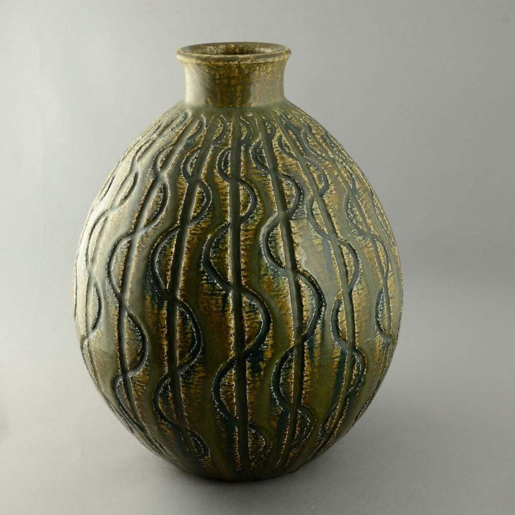 Eva Staehr Nielsen for Saxbo, monumental vase N3668 - Freeforms