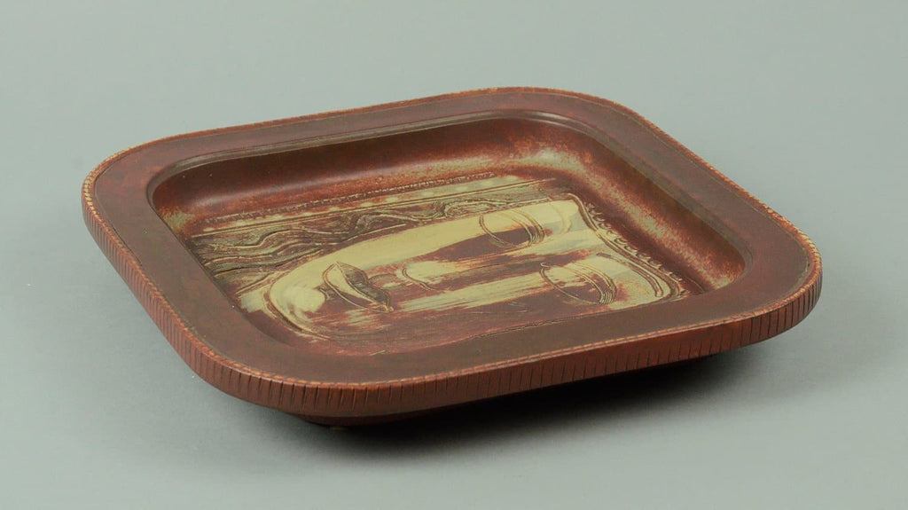 "Farsta" dish by Wilhelm Kage N1342 - Freeforms