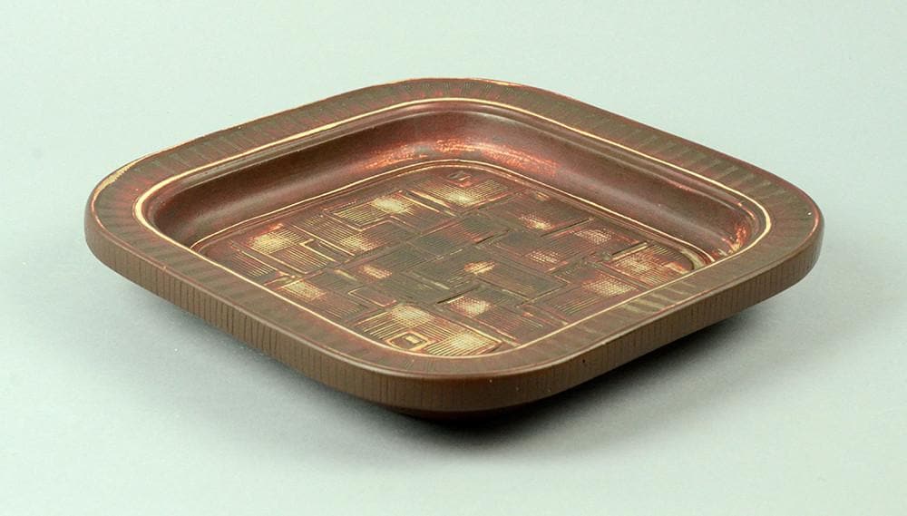 "Farsta" footed stoneware ware dish by Wilhelm Kage N1682 - Freeforms