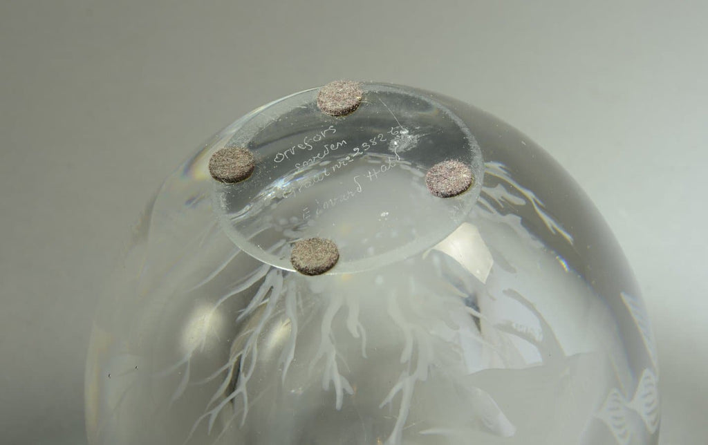 "Fishgraal" glass vase by Edward Hald for Orrefors marks