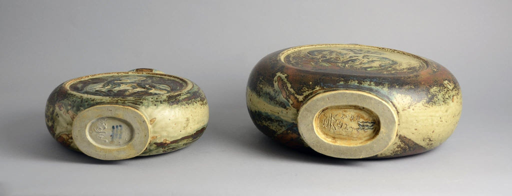 Flattened circular vase by Knud Kyhn for Royal Copenhagen A1094 - Freeforms