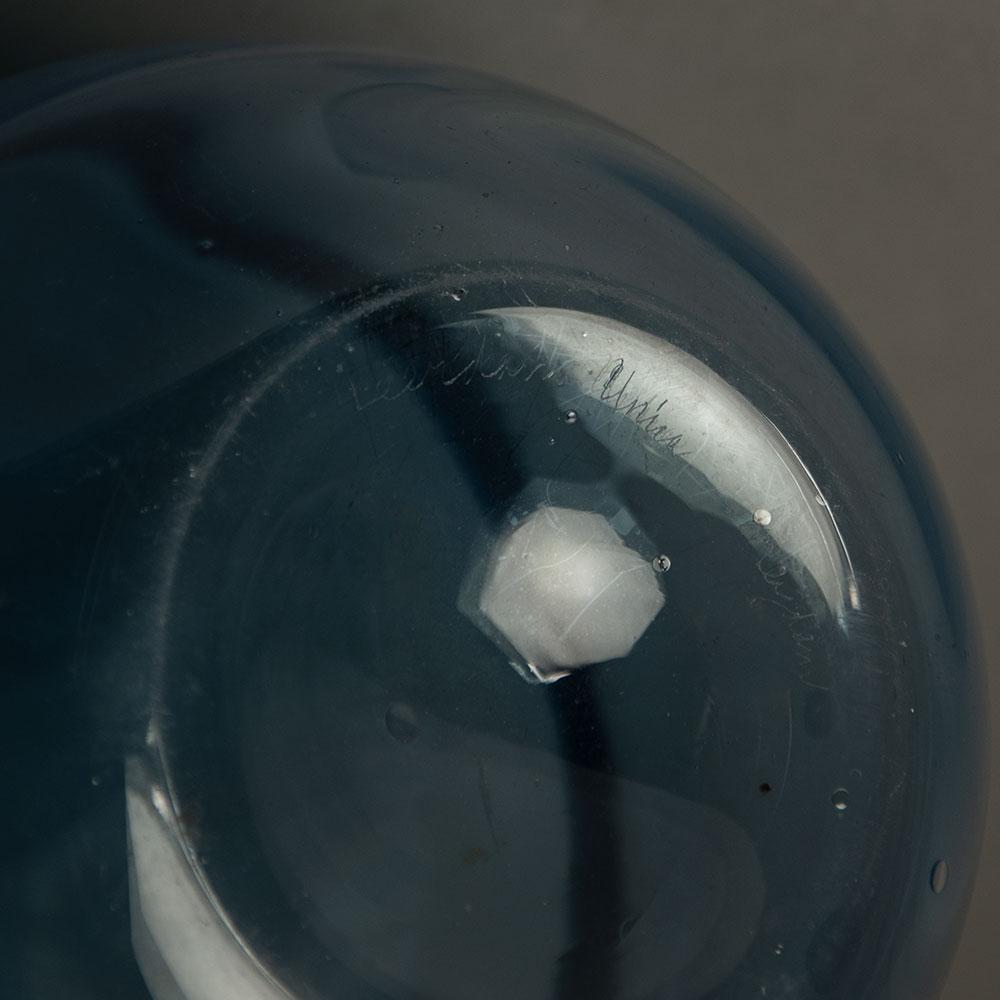 Floris Meydam for Leerdam, Unica vase with blue glass G9423 - Freeforms