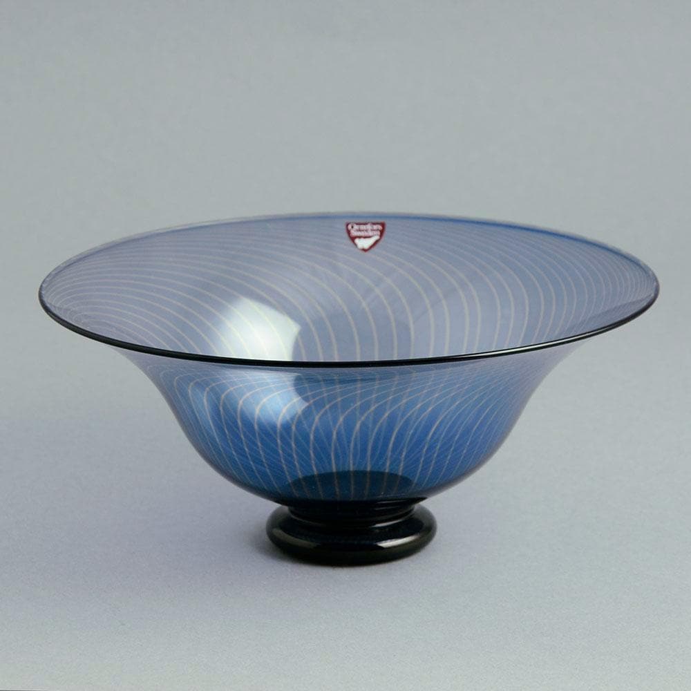 Footed glass "slip graal" bowl by Edward Hald for Orrefors N3638 - Freeforms