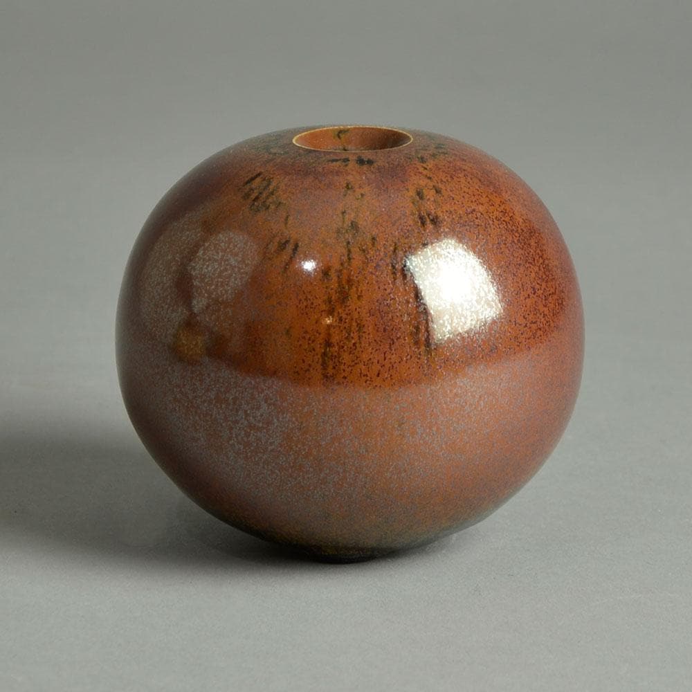 Gerald and Gotlind Weigel, own studio, Germany, stoneware vase with tenmoku glaze E7254 - Freeforms