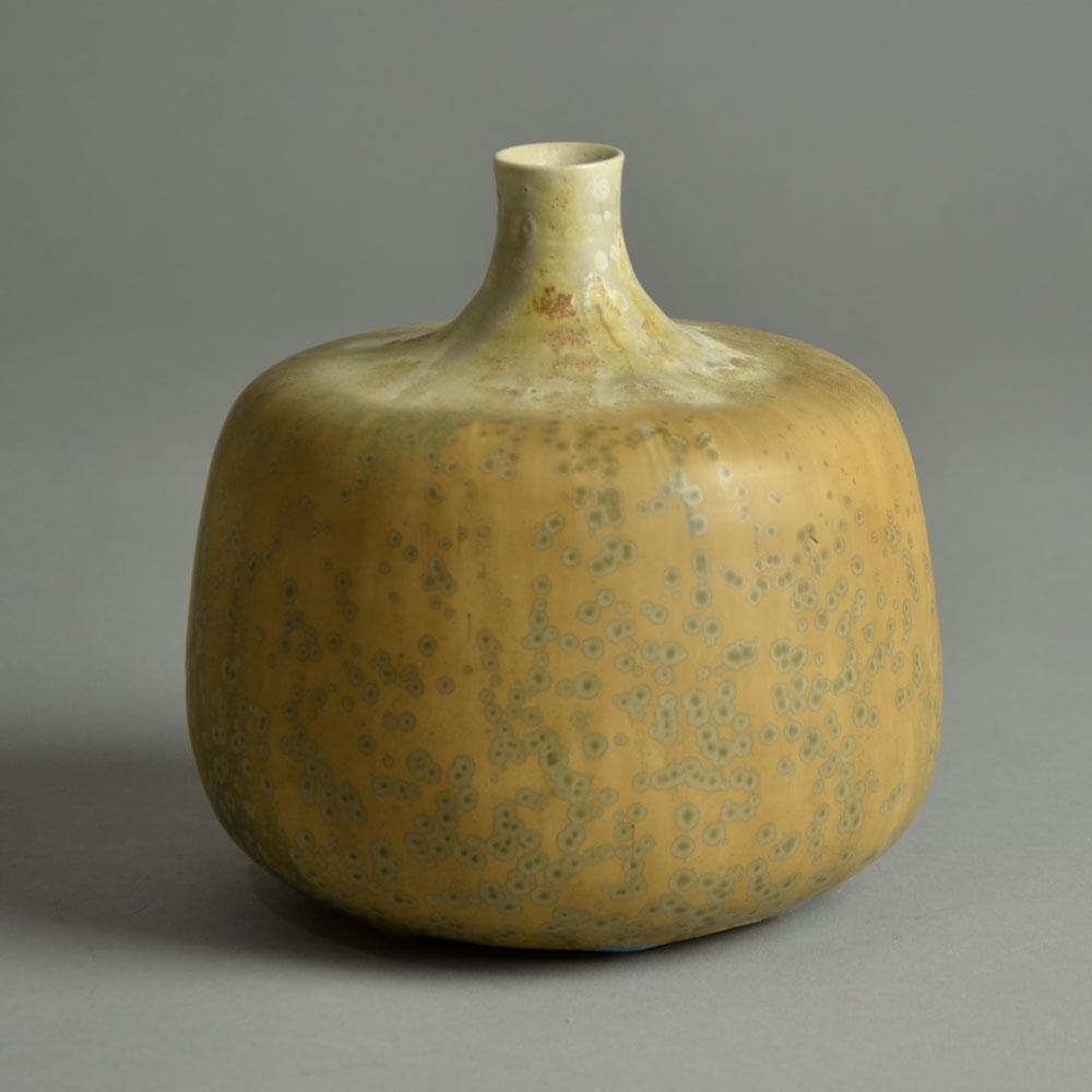 Gerald and Gotlind Wiegel, bottle vase with crystalline glaze E7251 - Freeforms
