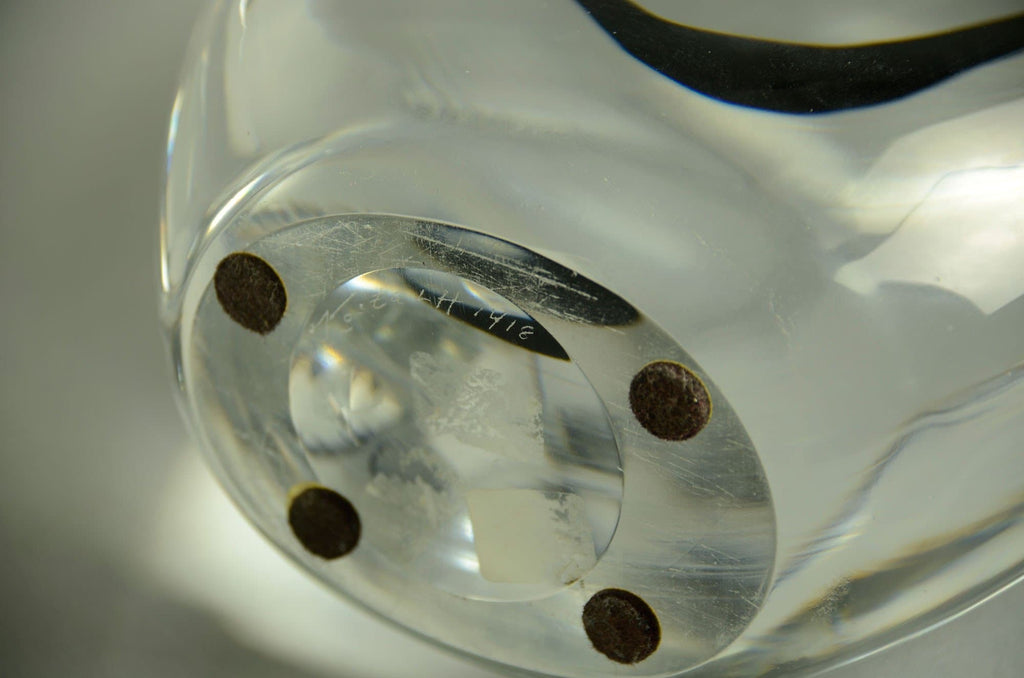 Glass "Black Contour" vase by Vicke Lindstrand for Kosta N5504 - Freeforms