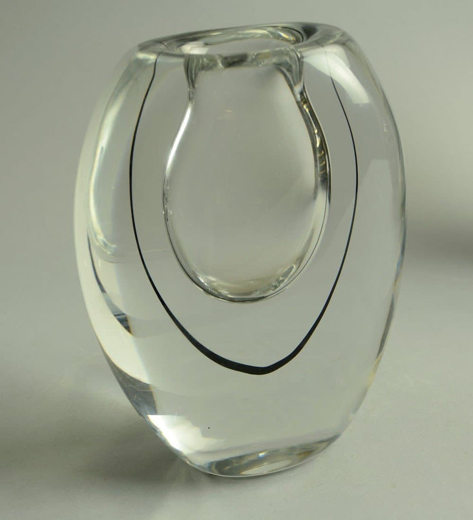 Glass "Black Contour" vase by Vicke Lindstrand for Kosta N5504 - Freeforms