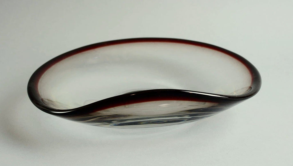 Glass bowl by Vicke Lindstrand for Kosta N7023 - Freeforms
