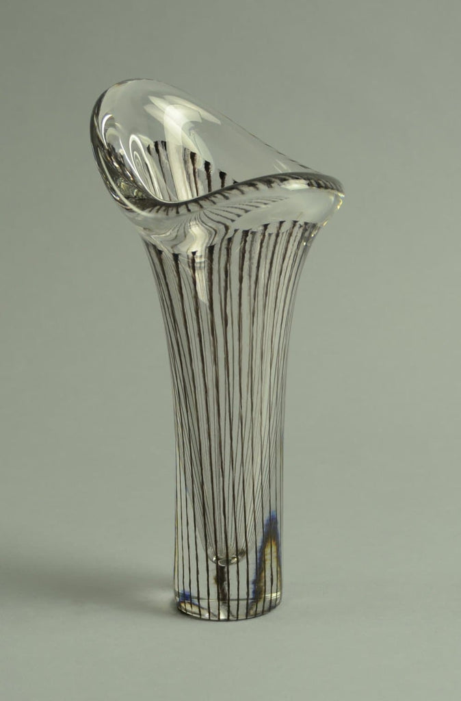 Glass vase by Vicke Lindstrand for Kosta N6830 - Freeforms