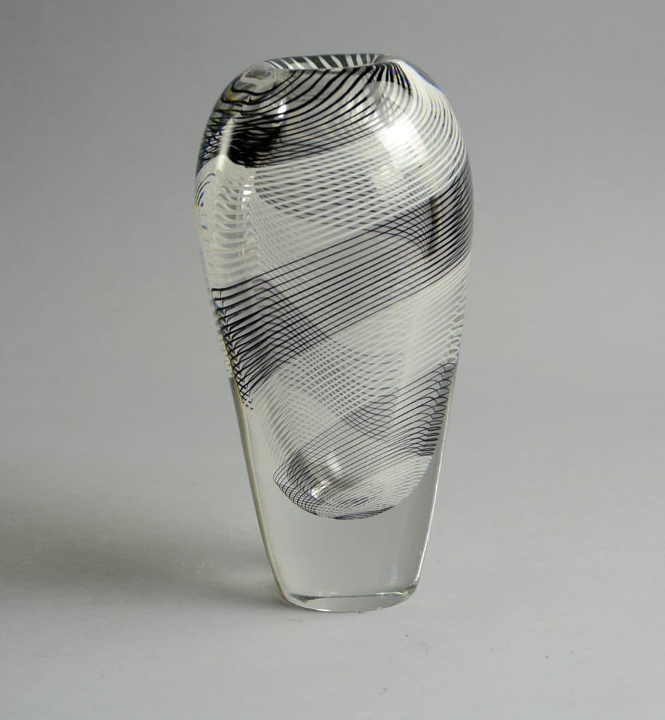 Glass vase by Vicke Lindstrand for Kosta N7229 - Freeforms