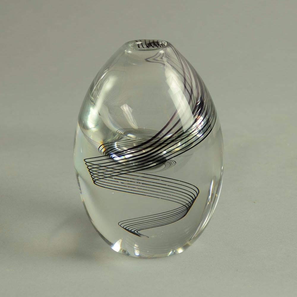 Glass vase by Vicke Lindstrand for Kosta N7816 - Freeforms