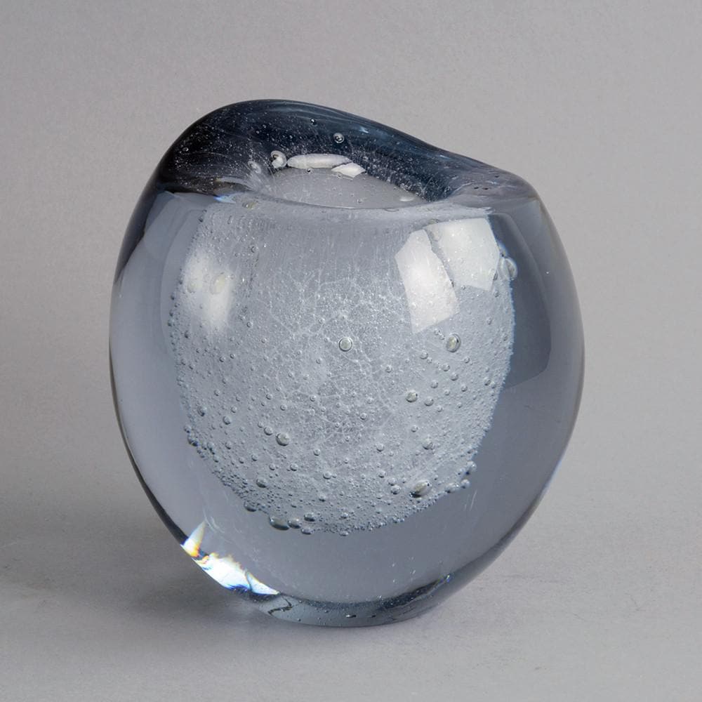 Glass vase with internal bubbles by Strombergshyttan C5027 - Freeforms