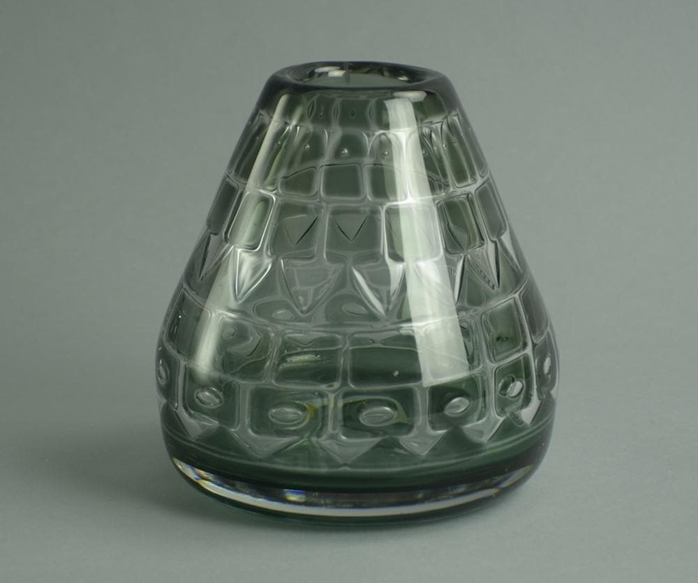 Gray glass "Ariel" vase by Ingeborg Lundin for Orrefors A1657 - Freeforms