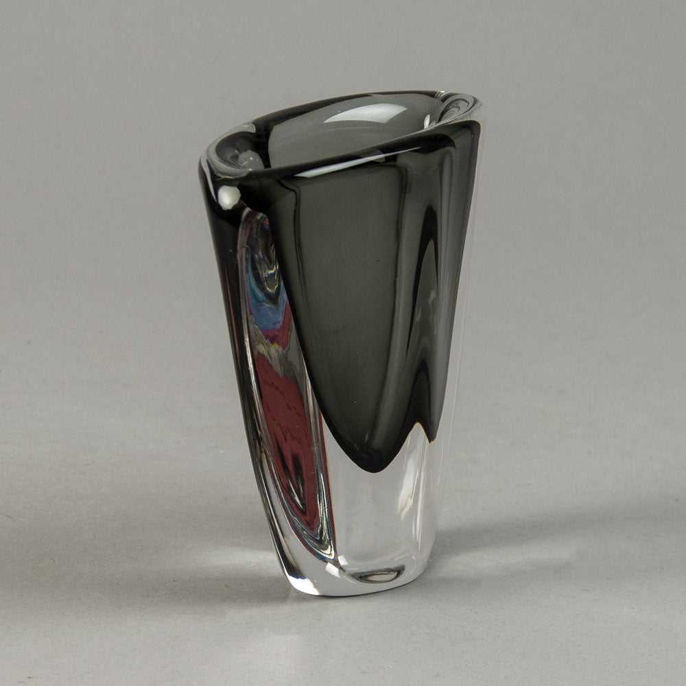 Gray glass "Sommerso" vase by Nils Landberg for Orrefors G9396 - Freeforms