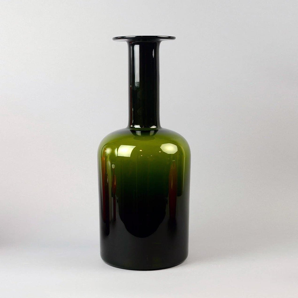 Green glass "Gulvvase" vase by Otto Brauer for Holmegaard N9789 - Freeforms